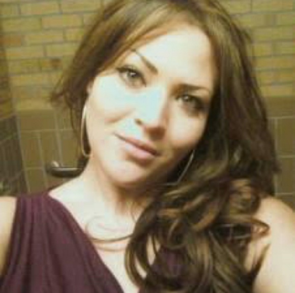 Meet your Posher, Lisa - Picture 1 of 1